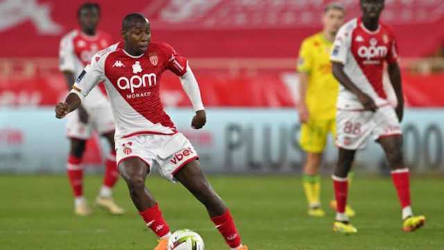 ‎استدعاء المالي كامارا لإخفائه شعار دعم المثليين بالدوري الفرنسي
