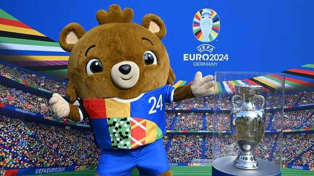 الطقس السيء يُغلق مناطق مشجعي يورو 2024 بألمانيا