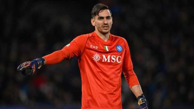 رفض عروض الهلال والنصر لضم حارس مرمى نابولي