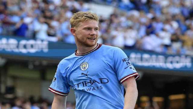 نجم مانشستر سيتي يلمح لانتقاله إلى الدوري السعودي