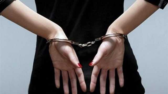 حبس راقصة مصرية بسبب مقاطع مخلة