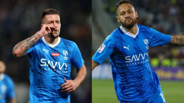 نيمار وسافيتش يهتفان باسم ميسي مع جمهور الهلال.. فيديو