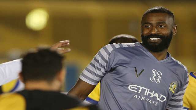 وليد عبدالله يعلن رحيله عن النصر