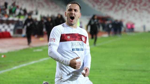 تفاصيل العروض المقدمة من روشن للتعاقد مع راي ماناج