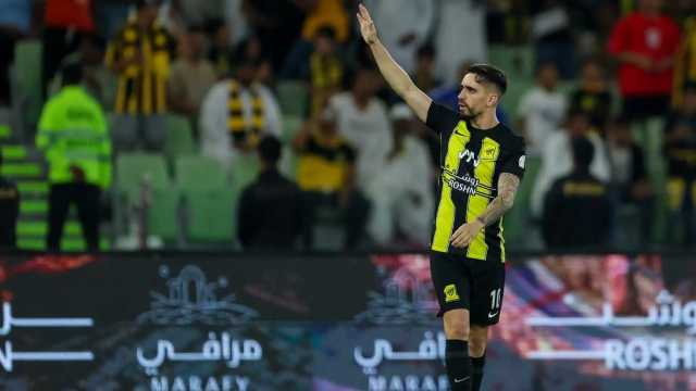 أحد أندية دوري روشن يفاوض كورنادو
