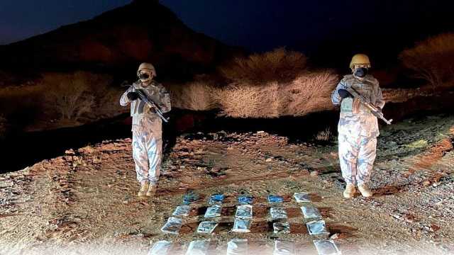 إحباط تهريب 21 كيلوجرام من مادة الحشيش المخدر بعسير