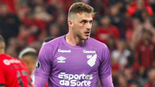 الاتحاد يفاوض حارس مرمى أتلتيكو بارانينسي