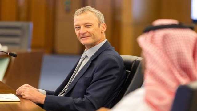 سفير نيوزيلندا يودع الشعب السعودي بطريقة طريفة