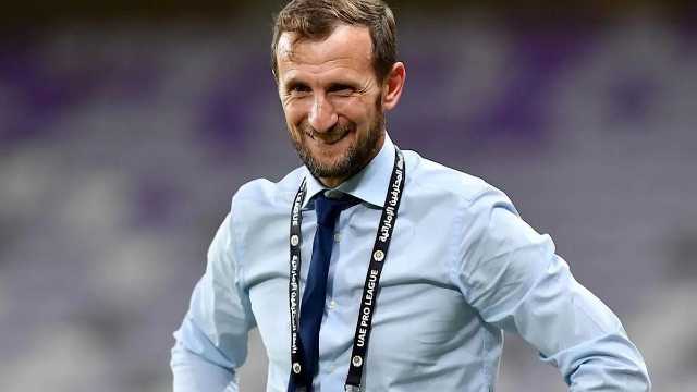 التعاون يتعاقد مع المدرب الأرجنتيني أروابارينا