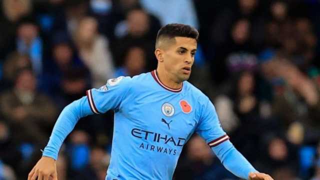 الهلال يقدم عرضاً ضخماً لضم كانسيلو