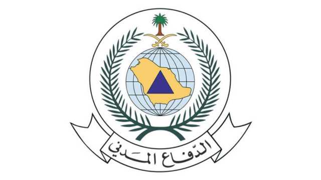 الدفاع مدني يباشر سقوط قطع رخام على مركبة بالمدينة
