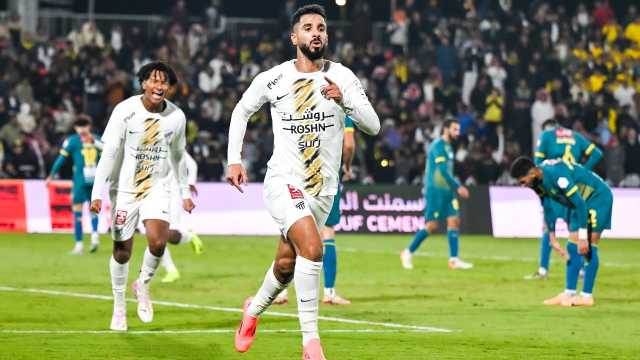 الاتحاد يفوز بثنائية على العروبة
