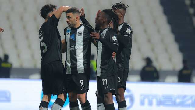 حمدالله يقود الشباب للفوز على الفيحاء بثنائية في الدوري.. فيديو