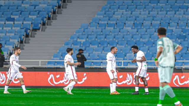 الرائد يقسو على الرياض بثلاثية.. فيديو
