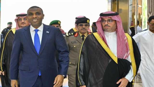 رئيس الوزراء الصومالي يغادر جدة