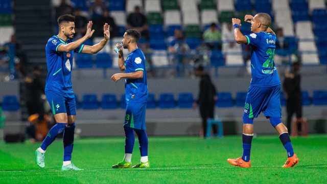 الفتح يتغلب على العروبة بهدف نظيف.. فيديو