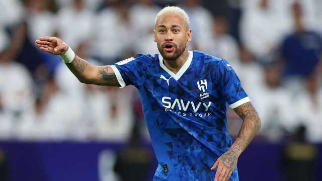 كماتشو: نيمار لم يحظَ بوقت جيد في المملكة ومع الهلال ..فيديو