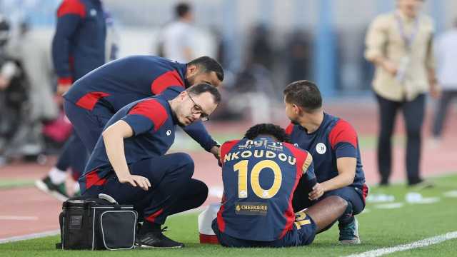 غياب لاعب ضمك نكودو عن مواجهة الأهلي غدًا