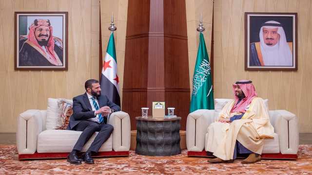 ولي العهد يستقبل الرئيس السوري أحمد الشرع.. فيديو وصور