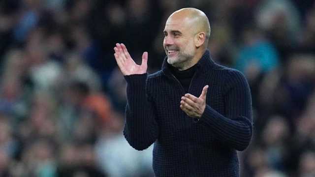 مدرب مانشستر سيتي يتلقى عرضًا ضخمًا من روشن