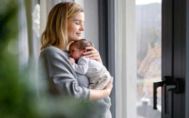 سيدة بريطانية تعلن تغيير جنس طفلها من ذكر إلى أنثى