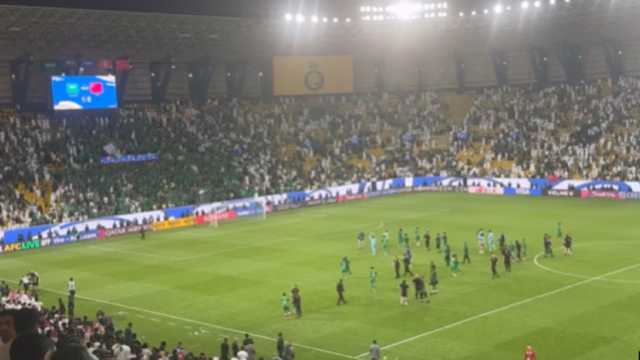 فرحة جماهير الأخضر واللاعبين بعد الفوز.. فيديو
