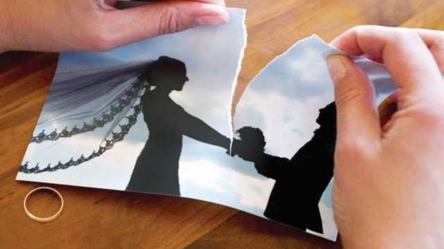 مصرية تطلب الخلع بسبب قلاية هوائية