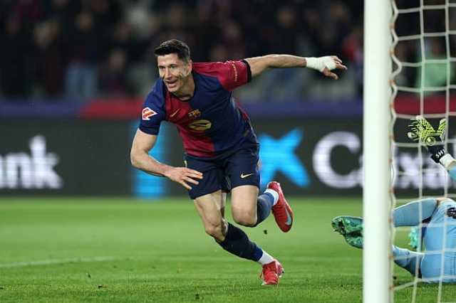 برشلونة يكتسح أوساسونا بثلاثية نظيفة ويواصل صدارة الليجا