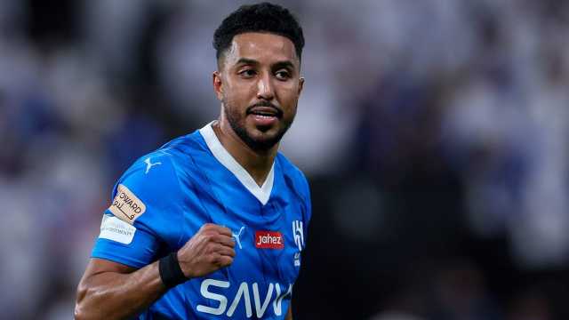 الوليد بن طلال ينهي أزمة تجديد عقد سالم الدوسري