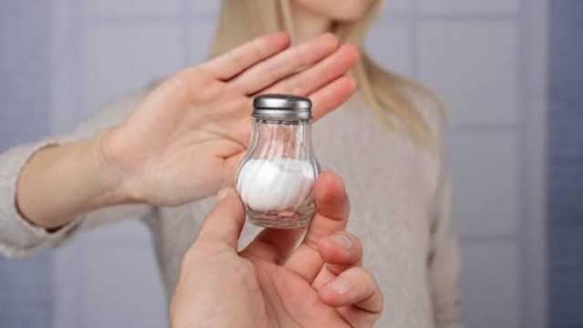 الخضيري يحذّر من الملح الخفي: يسبب مشاكل صحية كثيرة