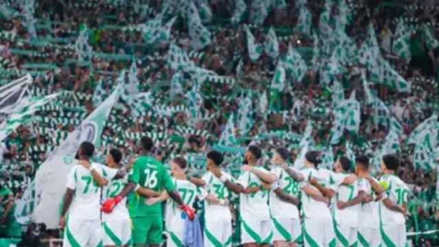 ‎مساعد جيسوس يحضر مباراة الأهلي وبوريرام..فيديو