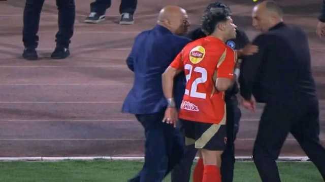 ‎مدرب بيراميدز يدخل في مشادة مع إمام عاشور