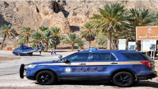 ضبط مخالفَين لنظام البيئة لاستغلالهما الرواسب بتبوك