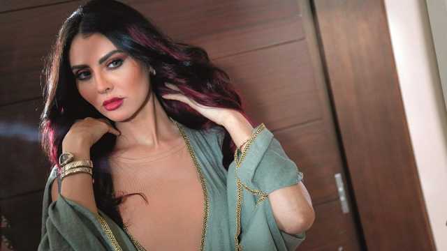 مريم حسين تثير الجدل بطريقة تناولها الغريبة للكافيار.. فيديو