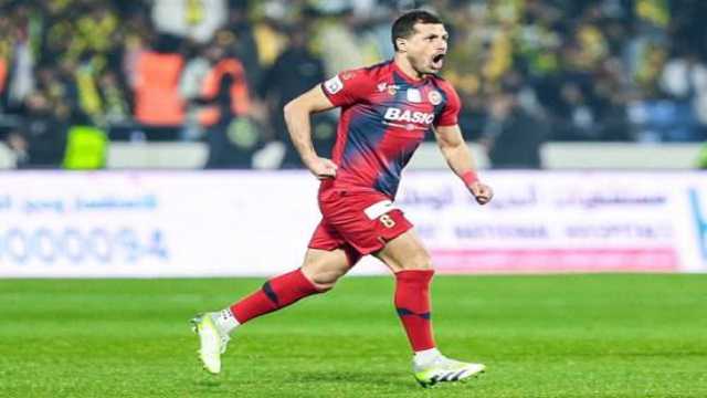 طارق حامد يعود لتدريبات ضمك بعد غياب 7 أشهر بسبب الإصابة