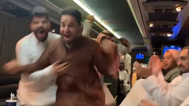 فرحة فيصل العيسى بهدف الاتحاد الثالث .. فيديو