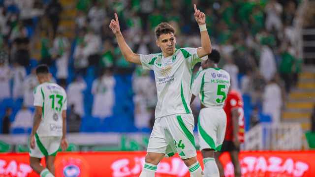 الأهلي يفوز على الرائد بثنائية