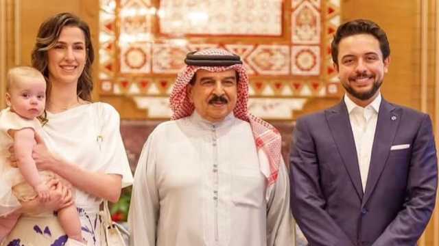 ولي عهد الأردن يزور البحرين برفقة زوجته الأميرة رجوة وابنتهما ⁧‫الأميرة إيمان‬⁩ ..صور