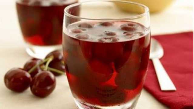 عصير الكرز وعلاقته بـ”التهاب القولون التقرحي”