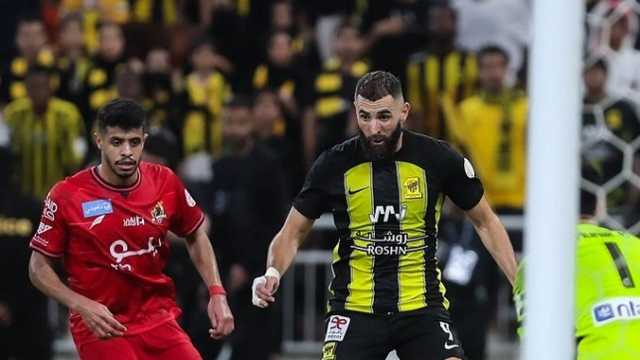 بنزيما وعوار يقودان الاتحاد في أمام الفتح