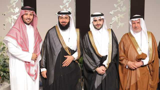 عبدالله بدر الراجحي يحتفل بحفل زفافه.. فيديو