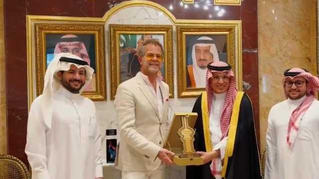 الحارثي يستقبل سورين ويست رئيس شركة TAIT العالمية ..فيديو