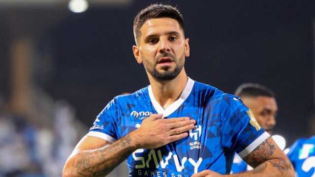ميتروفيتش يقترب من الرحيل عن الهلال