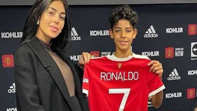 أول ظهور لنجل رونالدو في تدريبات البرتغال… فيديو