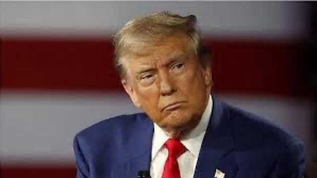 ترامب يوقع على قانون يجرم تزييف الصور