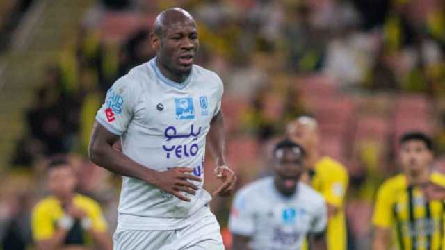 الأخدود يفاوض باسوغوغ لتجديد عقده لموسم إضافي