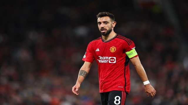 بايرن ميونيخ وباريس سان جيرمان ينافسان الهلال لضم فرنانديز