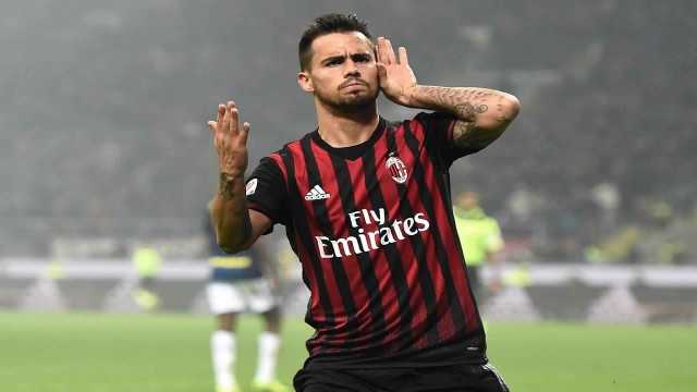 الاتفاق يقدم عرضا للاعب إشبيلية