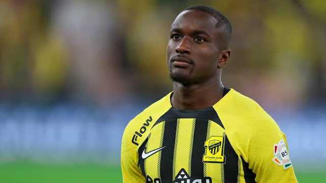 ديابي يرافق بعثة الاتحاد رغم الإيقاف
