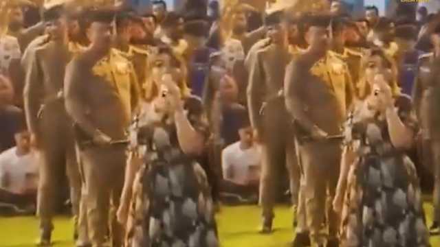 العراق‬⁩ يعاقب ضباطاً حضروا عرساً بزيهم العسكري